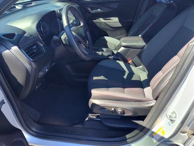 Certified 2022 Chevrolet Equinox RS w/ Infotainment Package FWD image 6