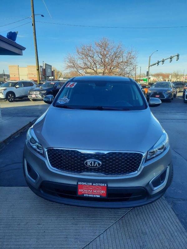 Used 2016 Kia Sorento L FWD image 5