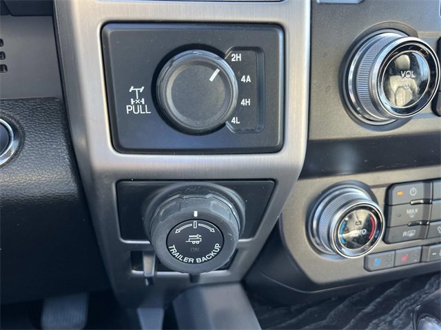 Used 2020 Ford F150 Platinum w/ Equipment Group 701A Luxury image 37