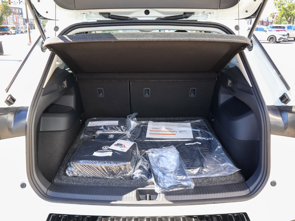 New 2026 Volkswagen Tiguan S AWD/4WD image 10