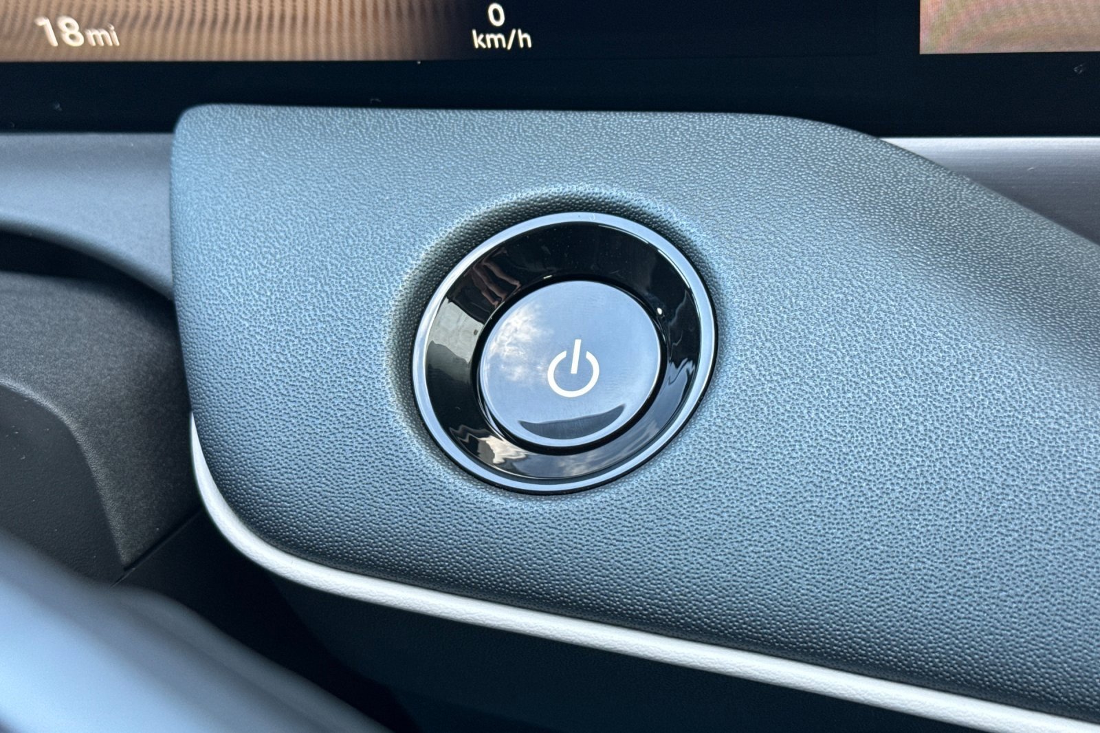 New 2026 Nissan Leaf SV+ w/ Floor Mat Package (SV+) image 20