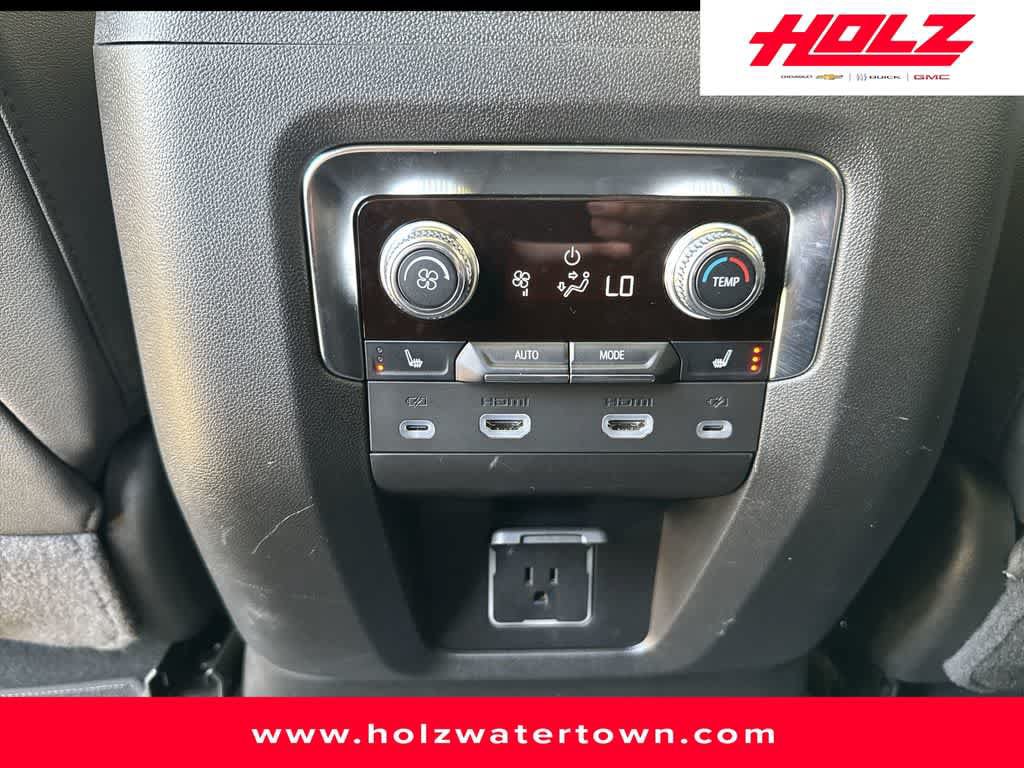 Certified 2024 GMC Yukon AT4 w/ AT4 Premium Package AWD/4WD image 27