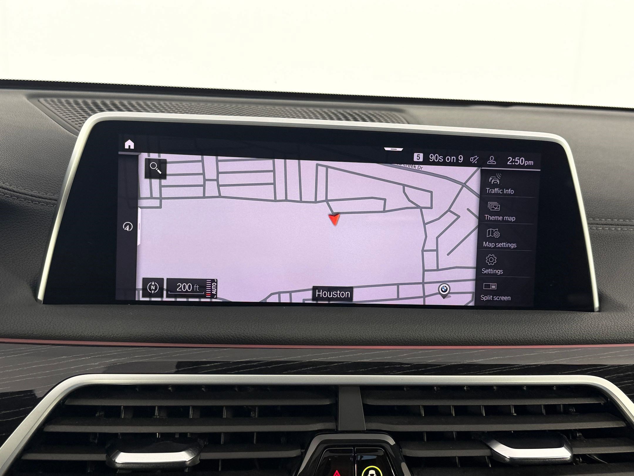 Used 2022 BMW 740i w/ M Sport Package RWD image 29