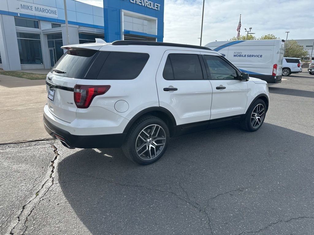 Used 2017 Ford Explorer Sport image 36