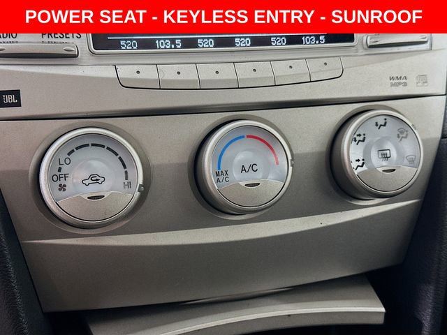 Used 2011 Toyota Camry SE image 15