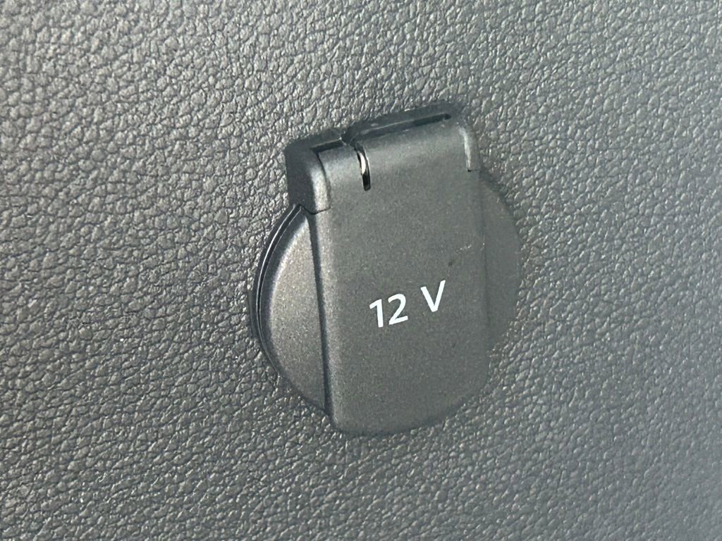 Certified 2024 Volkswagen Atlas Cross Sport SEL R-Line image 48