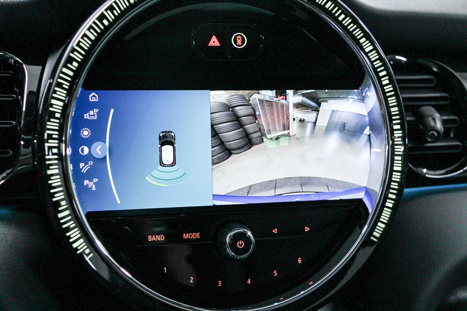 Certified 2024 MINI Cooper SE FWD image 23