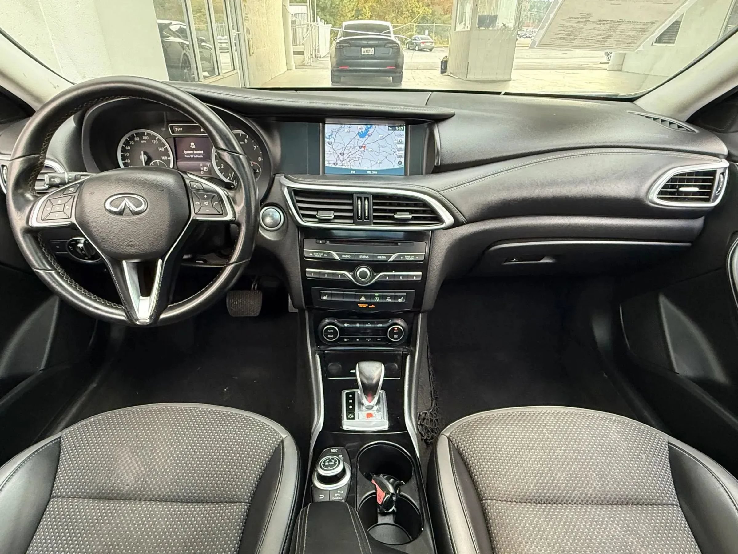 Used 2019 INFINITI QX30 AWD w/ Navigation Package image 3