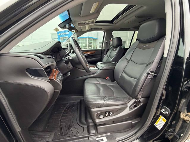 Used 2017 Cadillac Escalade ESV Premium Luxury AWD/4WD image 13