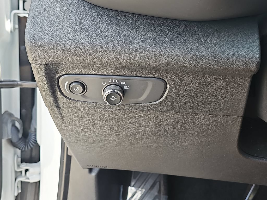 Certified 2023 Buick Envision Essence AWD/4WD image 31
