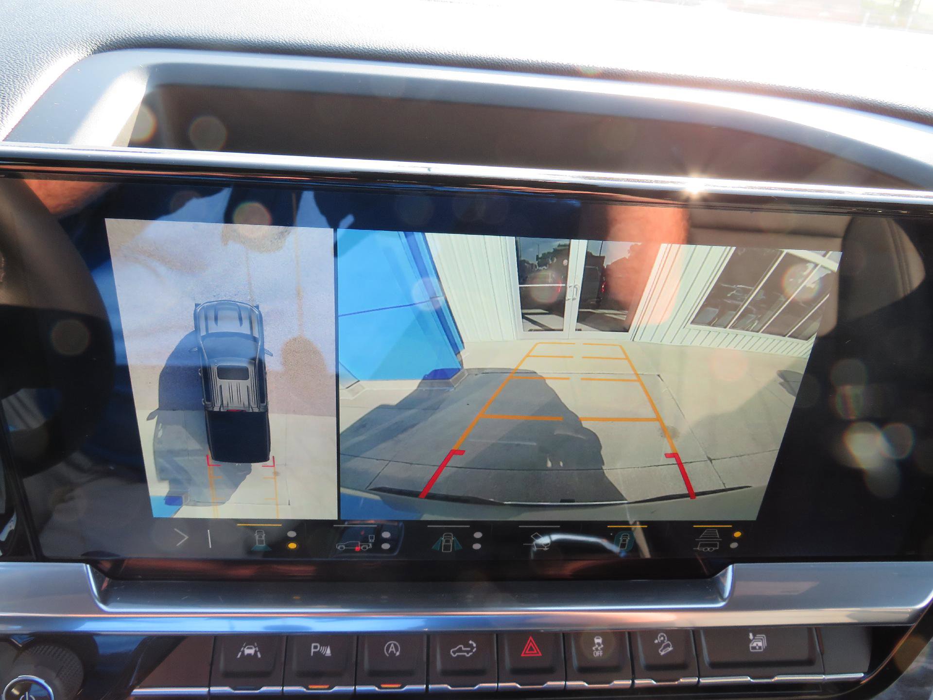 Used 2023 Chevrolet Silverado 1500 LTZ image 9