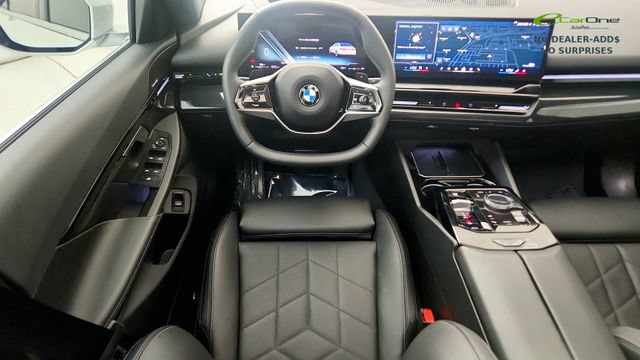 Used 2024 BMW 530i w/ Premium Package RWD image 53