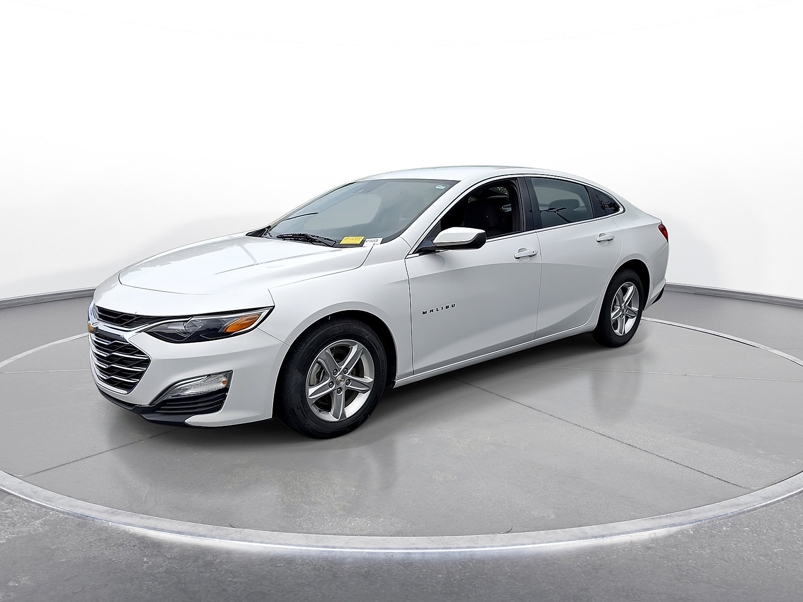 Used 2022 Chevrolet Malibu LS w/ Driver Confidence Package II FWD image 4
