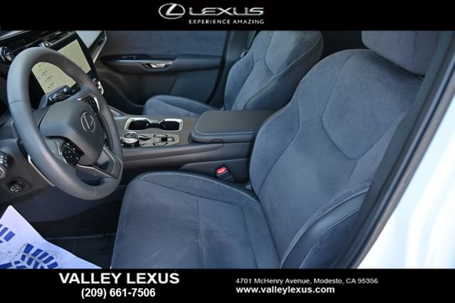 Certified 2025 Lexus RZ 300e w/ Accessory Package (Z1) FWD image 15