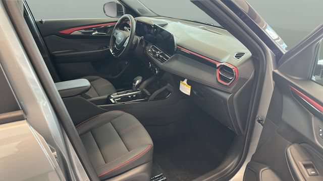 New 2026 Chevrolet TrailBlazer RS w/ Convenience Package AWD/4WD image 19