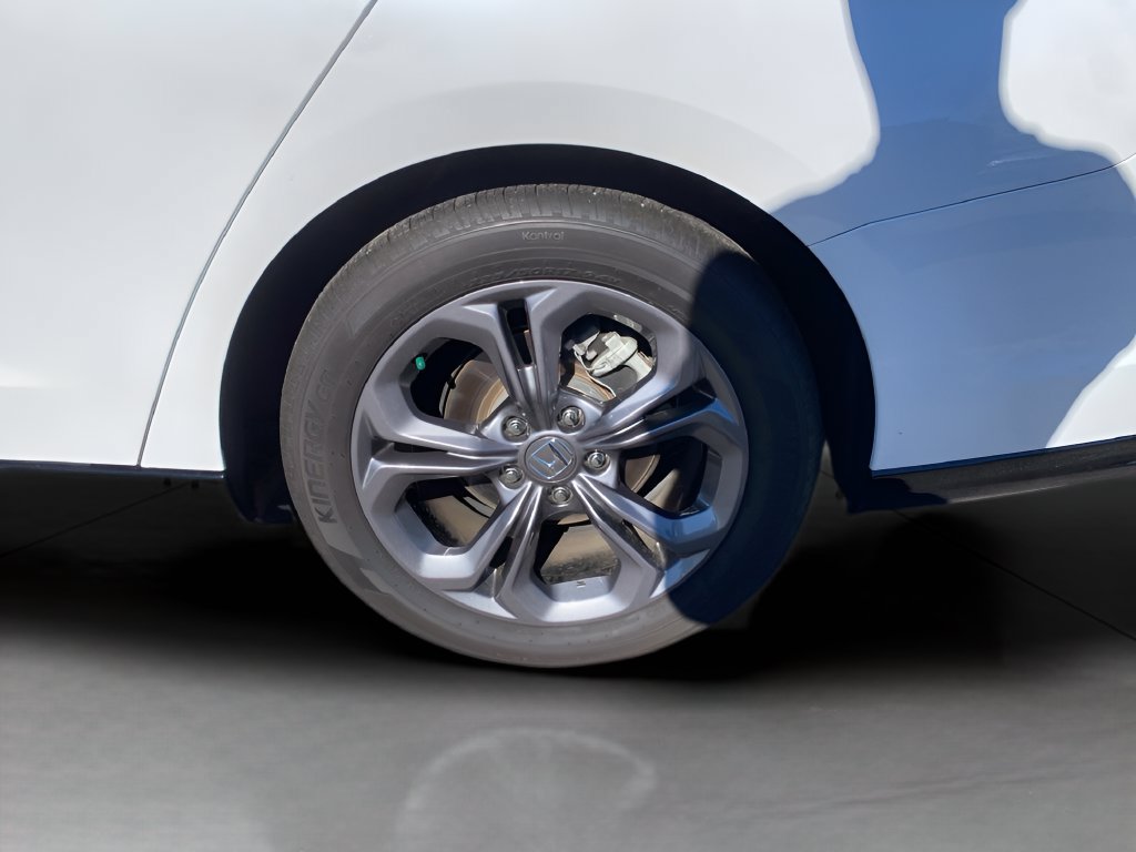Certified 2025 Honda Accord EX-L image 15