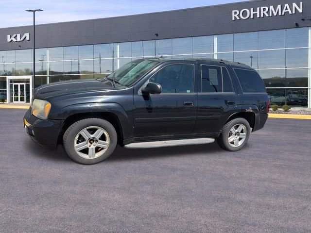 Used 2008 Chevrolet TrailBlazer LT w/ Sun And 6-Disc Cd Package AWD/4WD image 1