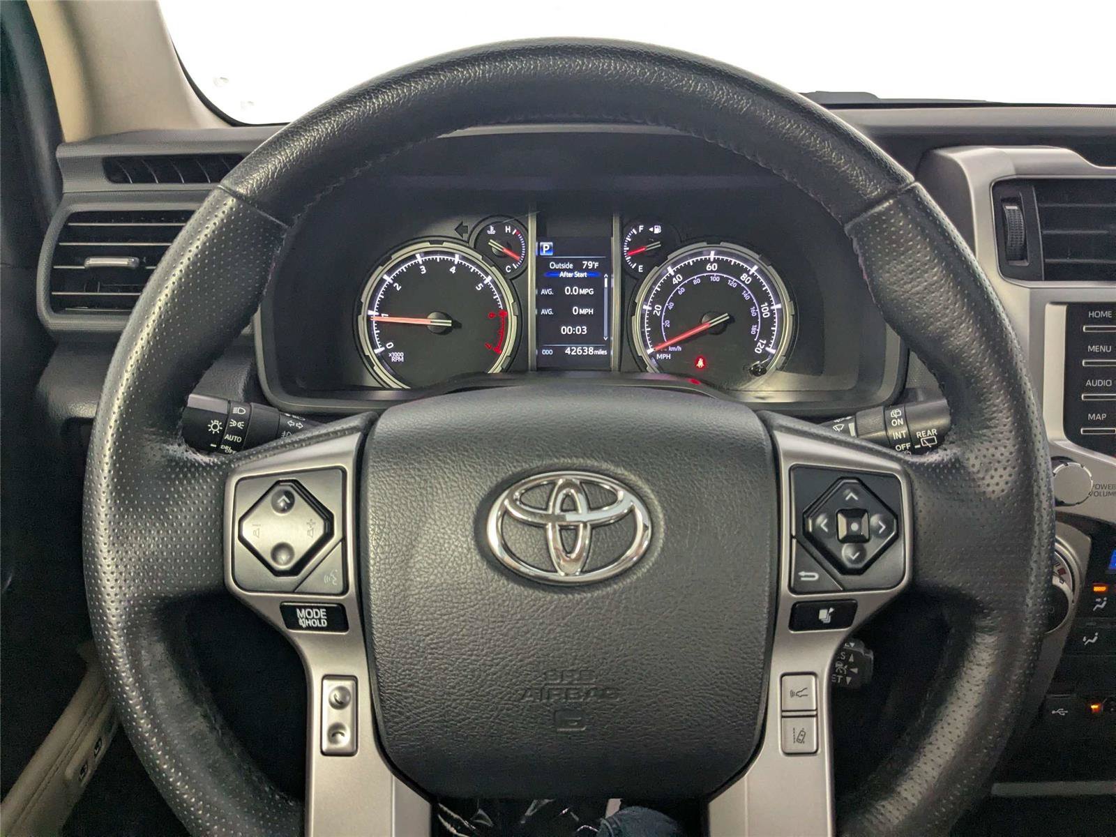 Used 2024 Toyota 4Runner Limited AWD/4WD image 17