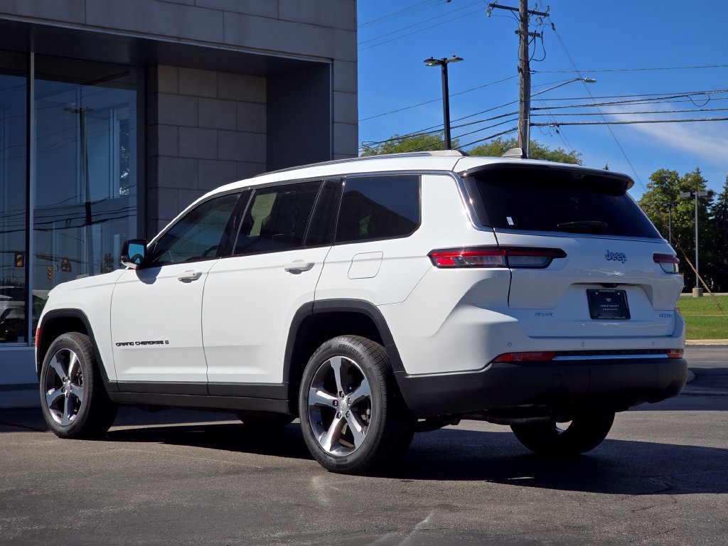 Used 2023 Jeep Grand Cherokee L Limited w/ Luxury Tech Group II AWD/4WD image 15