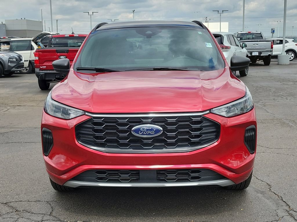 Certified 2023 Ford Escape ST-Line w/ Tech Pack #1 AWD/4WD image 2