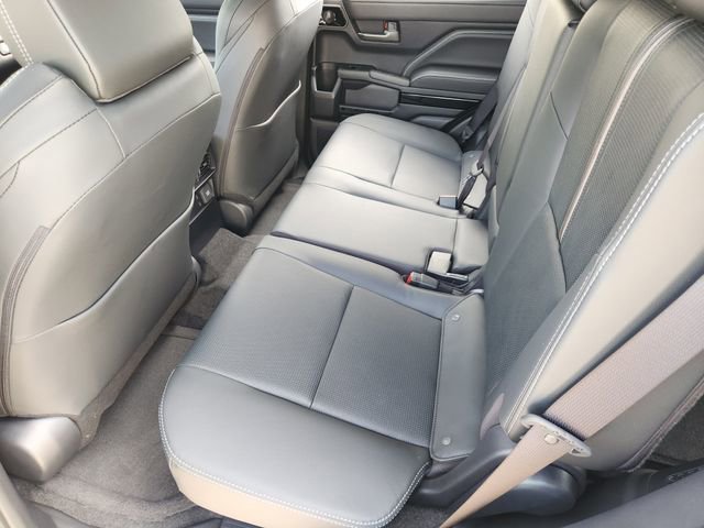 New 2026 Toyota 4Runner Limited AWD/4WD image 21