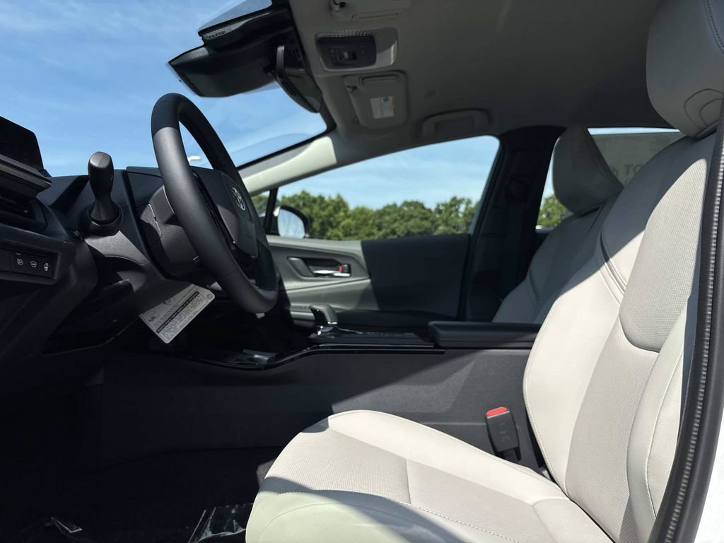New 2026 Toyota Prius XLE FWD image 26