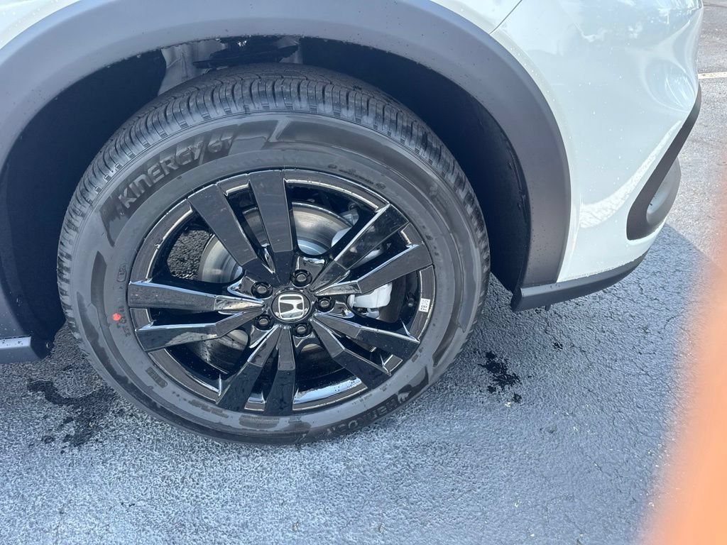 New 2027 Honda HR-V Sport image 9