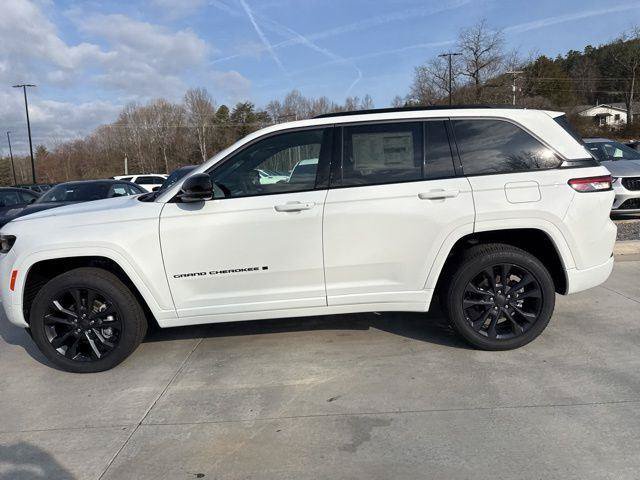 New 2026 Jeep Grand Cherokee Limited AWD/4WD image 10