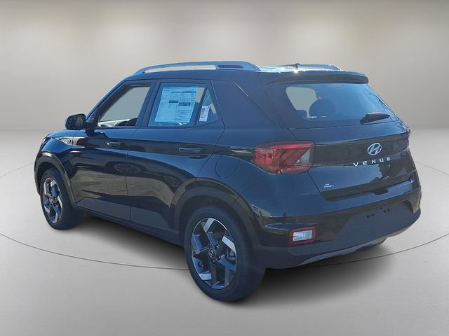 New 2026 Hyundai Venue SEL FWD image 5