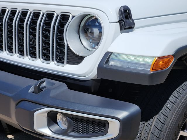 Used 2026 Jeep Wrangler Unlimited Sahara AWD/4WD image 8