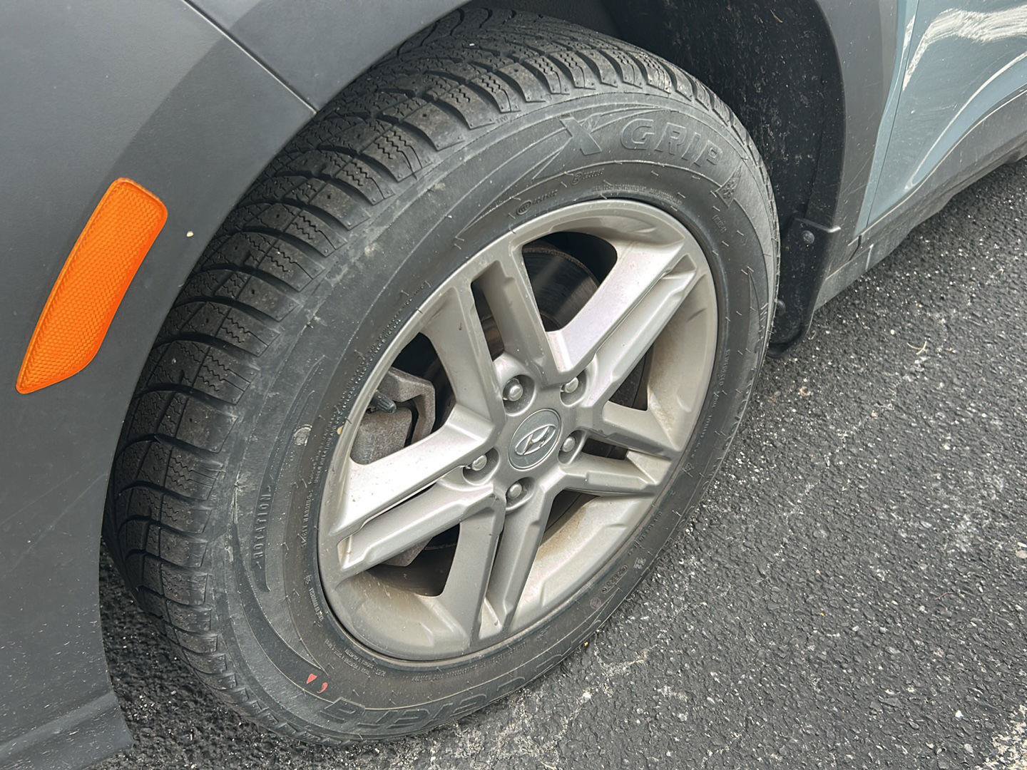 Used 2022 Hyundai Kona SE AWD/4WD image 2