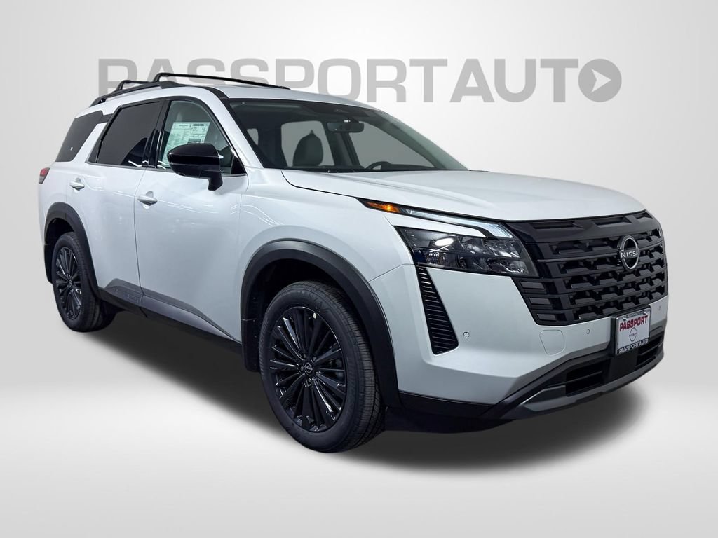 New 2026 Nissan Pathfinder SL w/ SL Premium Package AWD/4WD image 3