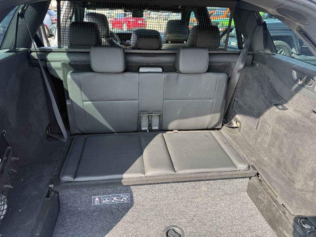Used 2019 Mercedes-Benz E 450 4MATIC Wagon w/ Premium Package image 9