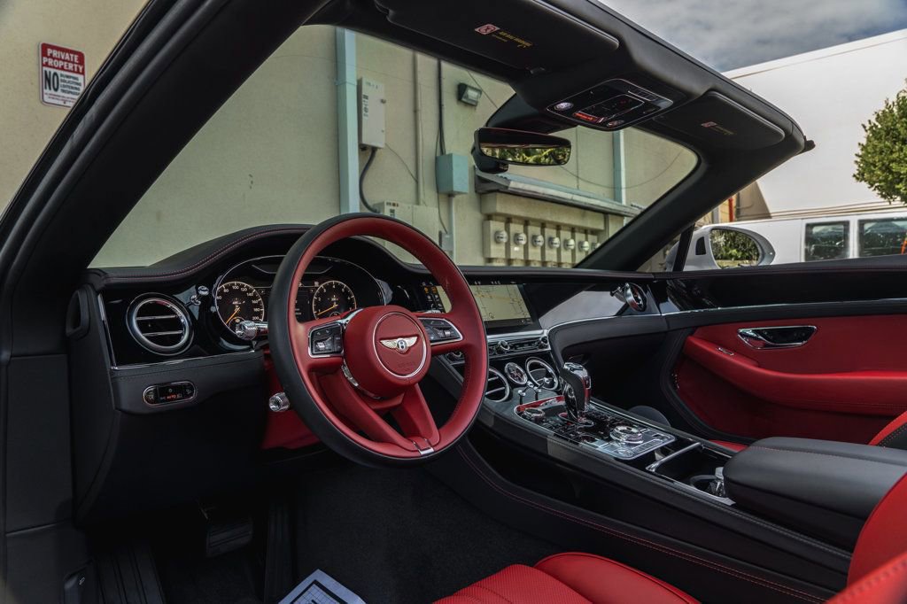 Used 2023 Bentley Continental GT image 15