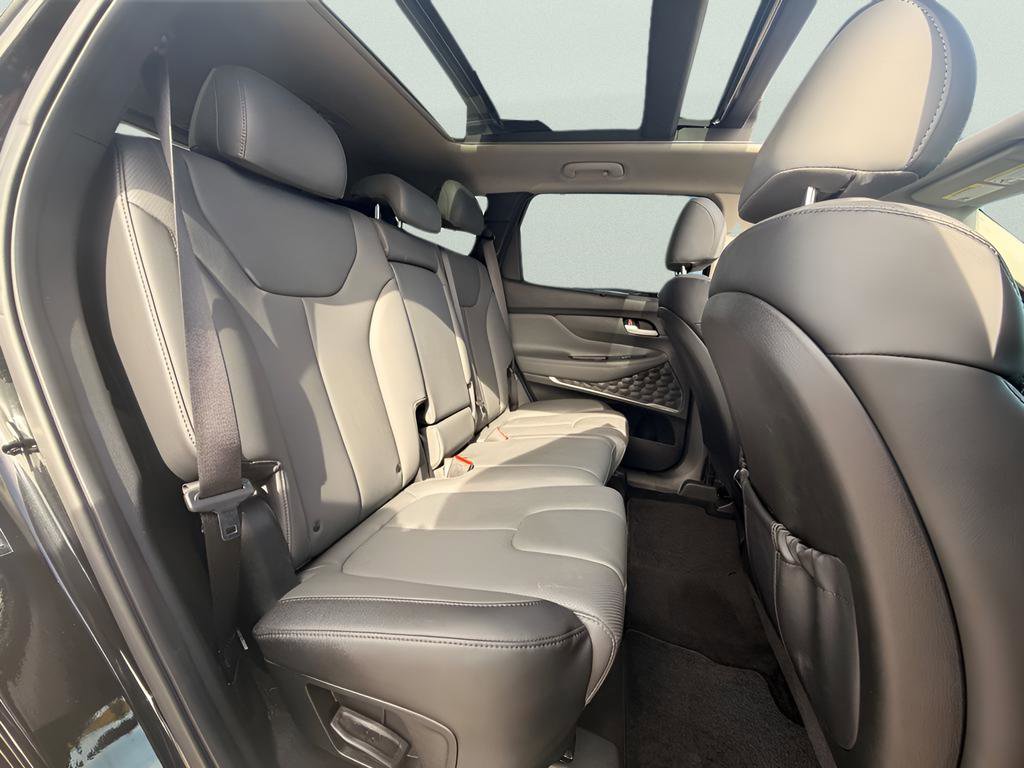 Used 2023 Hyundai Santa Fe SEL w/ Premium Package image 26