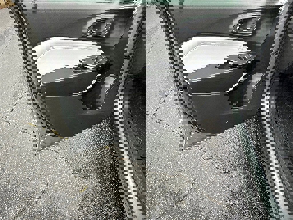 New 2026 Chevrolet Trax LT w/ Driver Confidence Package image 11