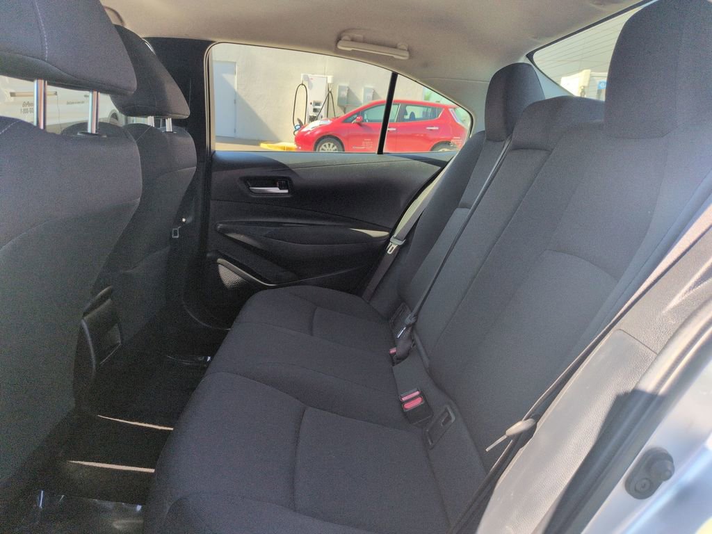 Used 2021 Toyota Corolla LE w/ Carpet Mat Package (TMS) image 15
