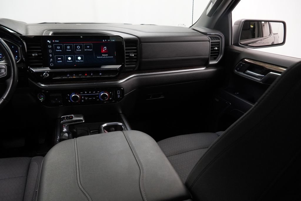Used 2023 GMC Sierra 1500 Elevation w/ Preferred Package AWD/4WD image 15
