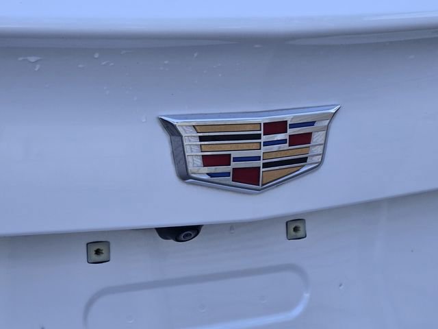 Used 2024 Cadillac XT4 Premium Luxury w/ Technology Package image 10