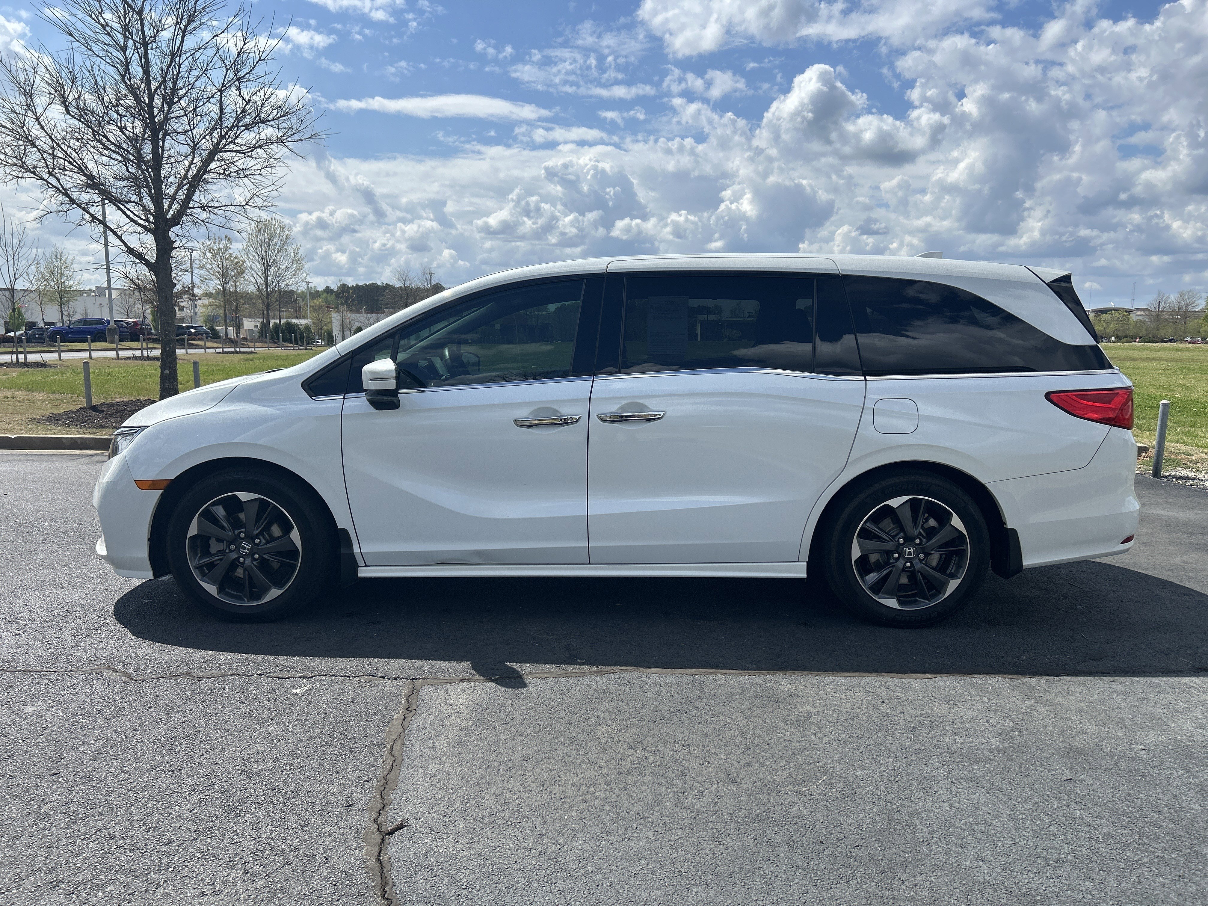 Certified 2023 Honda Odyssey Elite image 6