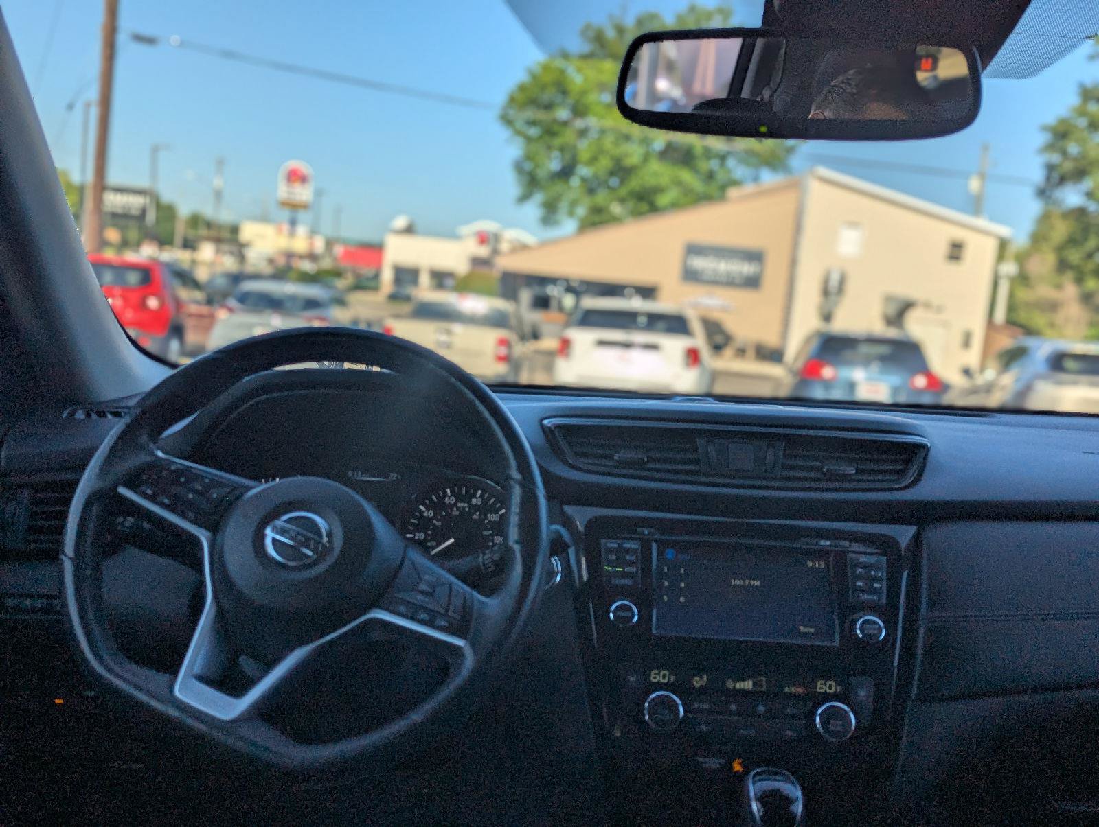Used 2017 Nissan Rogue SL w/ SL Premium Package AWD/4WD image 15