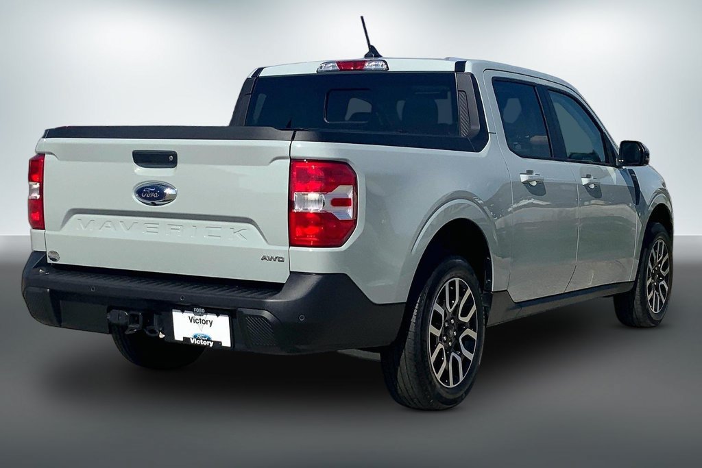 Used 2024 Ford Maverick Lariat w/ 4K Tow Package AWD/4WD image 12