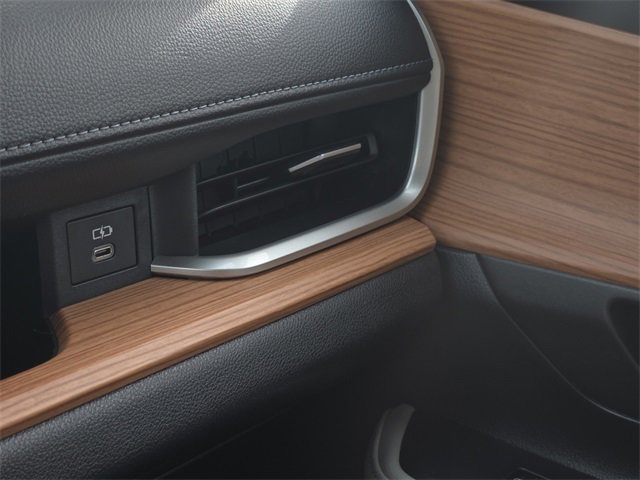 Certified 2025 Toyota Grand Highlander AWD image 32