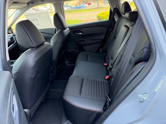 New 2026 Nissan Rogue SV w/ Rock Creek Premium Package AWD/4WD image 32