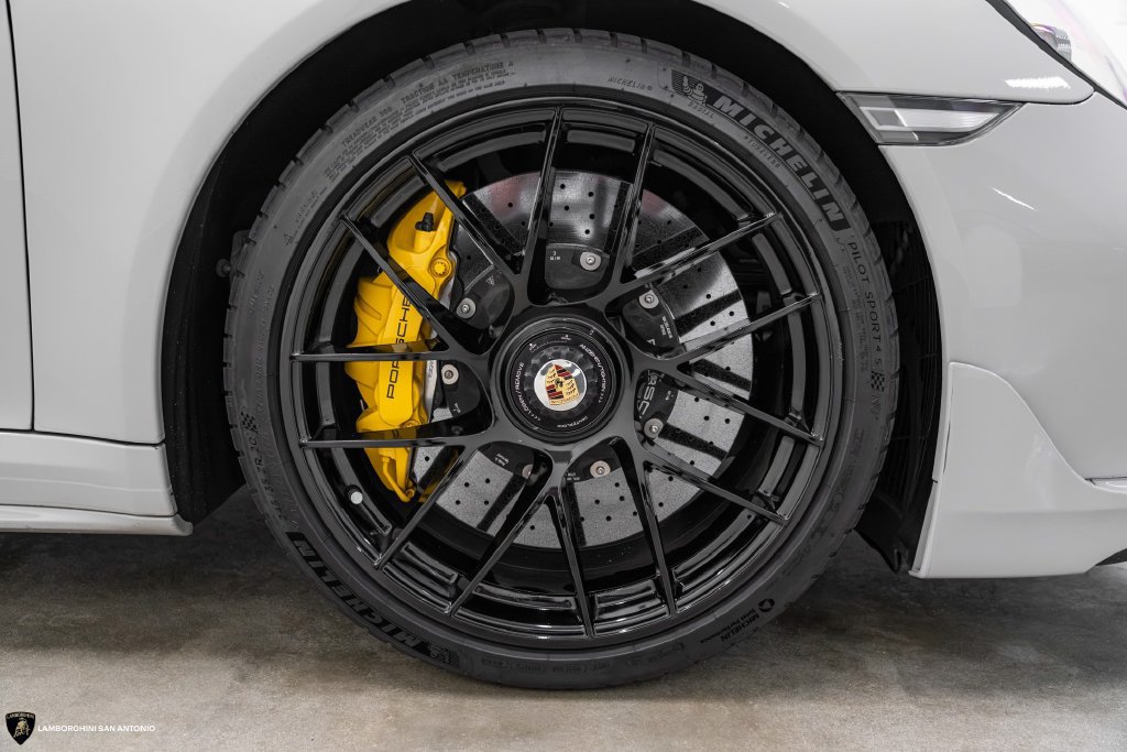 Used 2018 Porsche 911 Turbo S AWD/4WD image 9