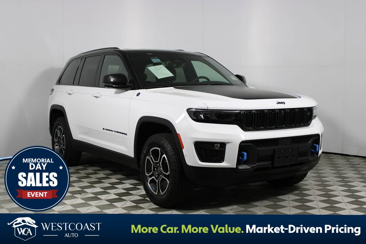 Used 2023 Jeep Grand Cherokee Trailhawk w/ Advanced Protech Group II AWD/4WD image 1