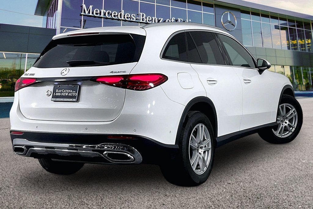 Certified 2025 Mercedes-Benz GLC 300 4MATIC image 10
