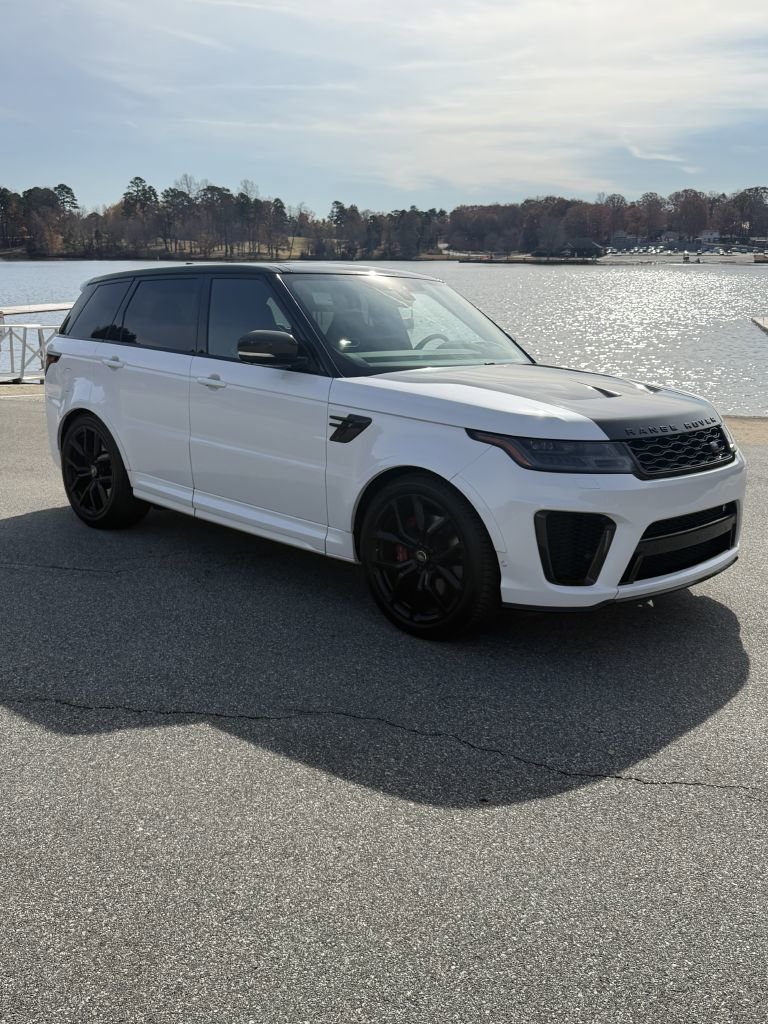 Used 2021 Land Rover Range Rover Sport SVR image 4