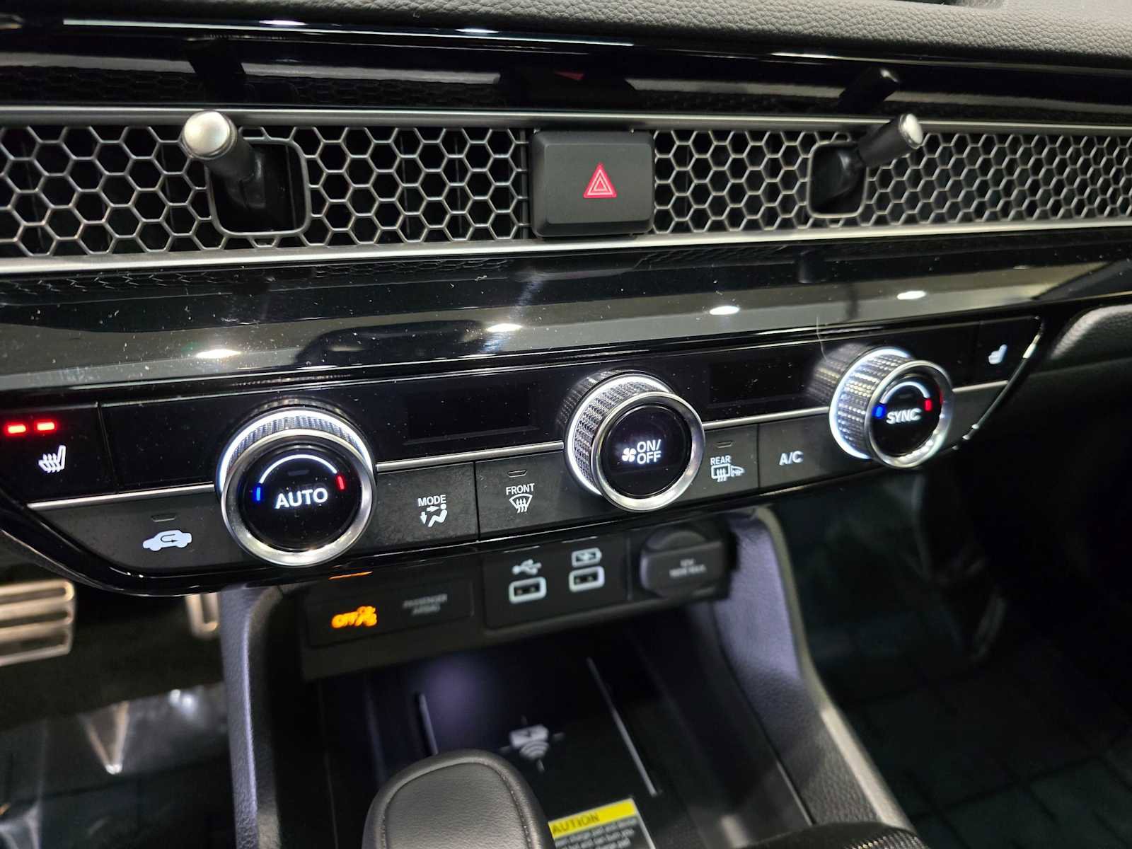 Used 2024 Honda Civic Sport Touring image 16