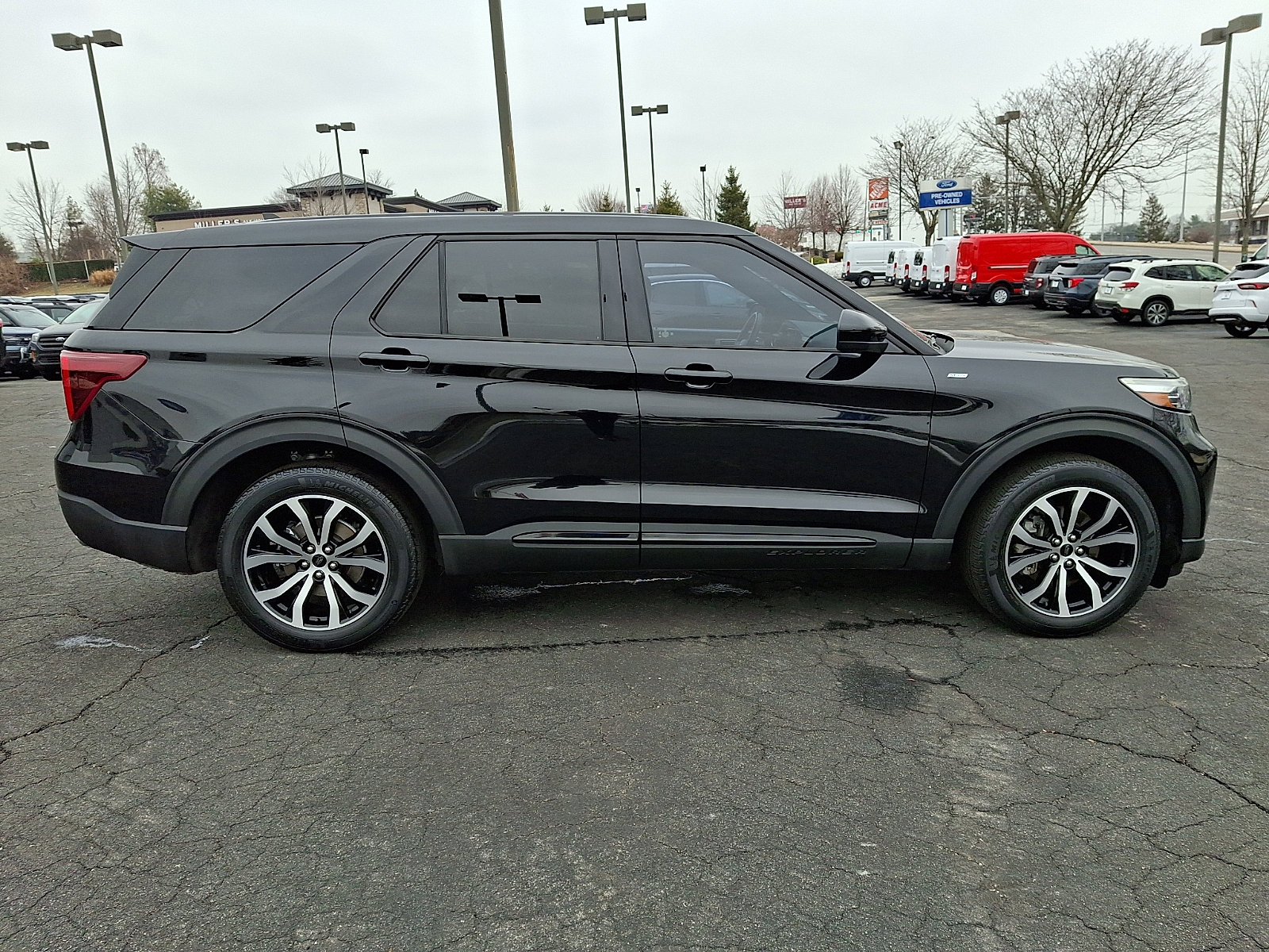 Used 2022 Ford Explorer ST-Line image 7